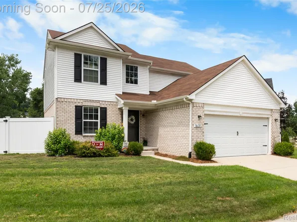 1631 Weeping Willow Ct, Ypsilanti, MI 48198