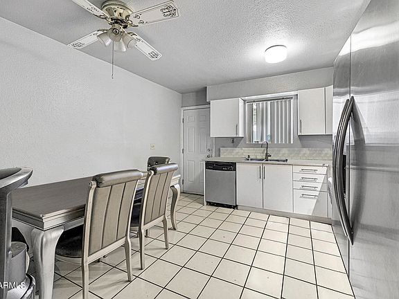 3rd image of 3316 W GOLDEN Lane