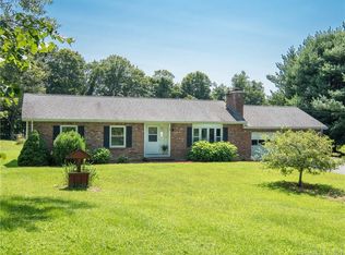 137 Brooklyn Tpke, Windham, CT 06280