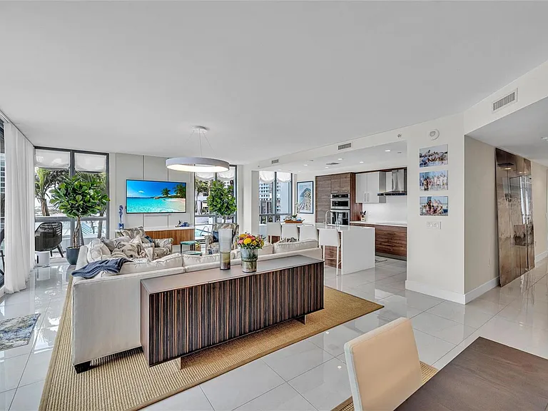 100 E Las Olas Blvd #1701 — Photo 7