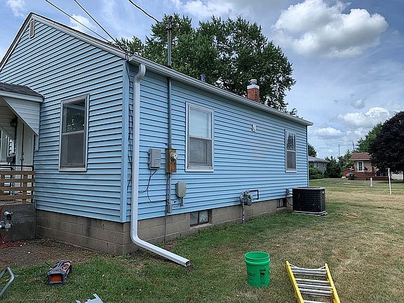 4th image of 1107 N H St