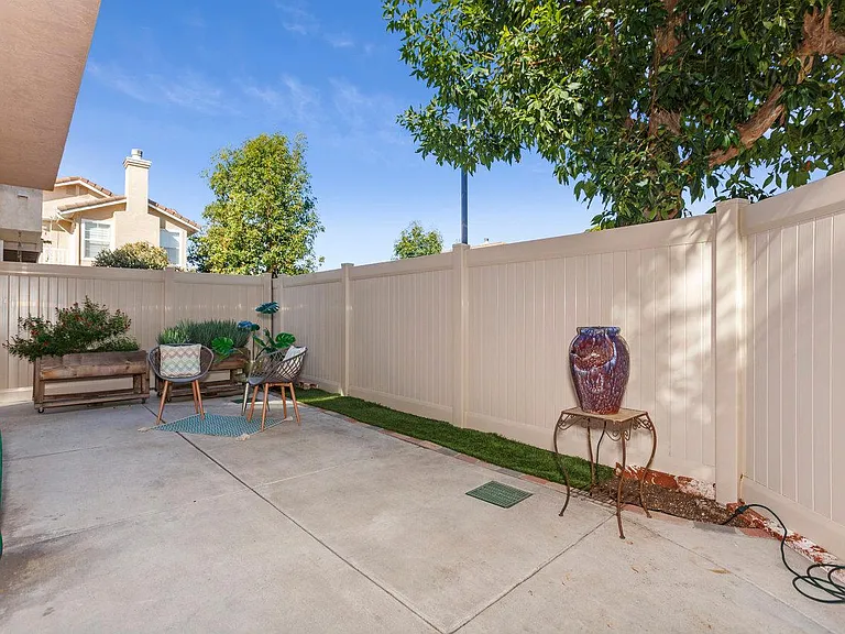 270 Brookview Ct — Photo 24