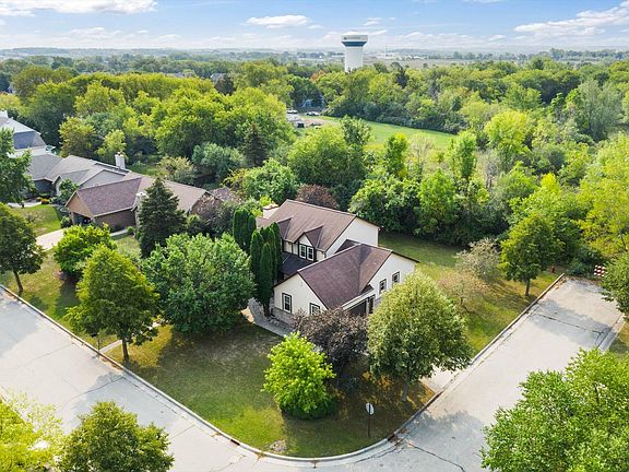 5th image of 7755 W Lake Pointe Dr