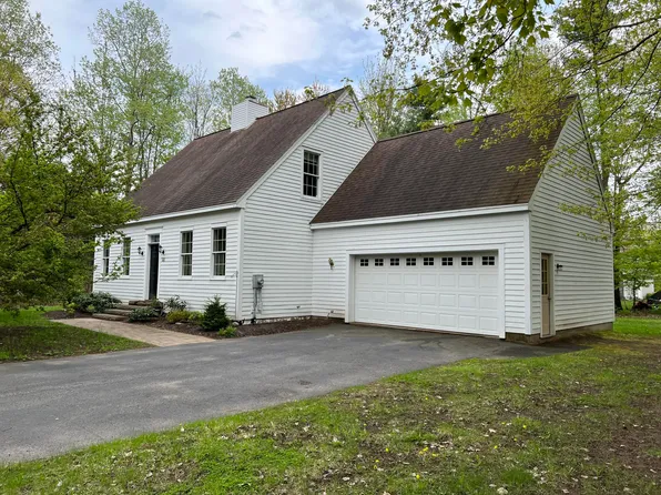 12 Black Bear Path, Morrisonville, NY 12962