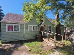 904 Garfield Ave, Marietta, OH 45750