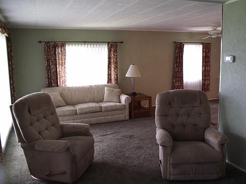 3rd image of 34552 Petunia Pl