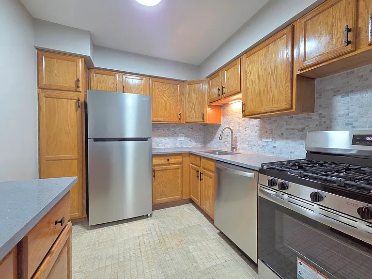 1473 N Winslowe Dr #202 — Photo 9