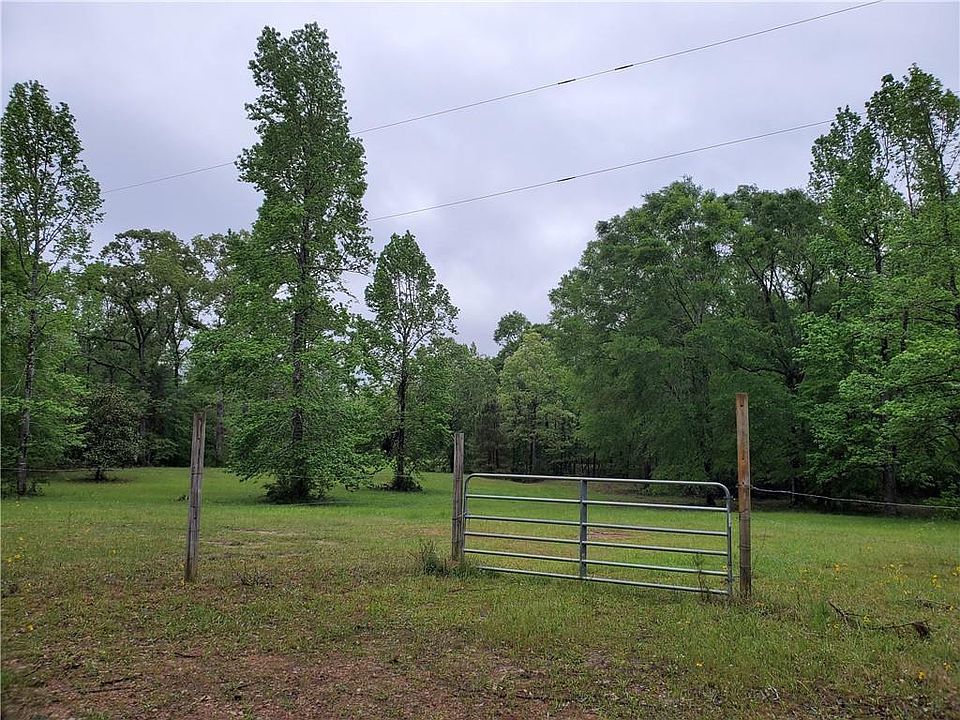 2nd image of 1180 Hoyt Rd