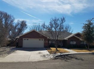 Rio Bonito Cir, Roswell, NM 88201