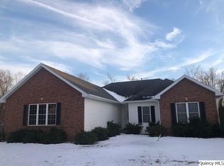 3832 Stone Dr, Quincy, IL 62305