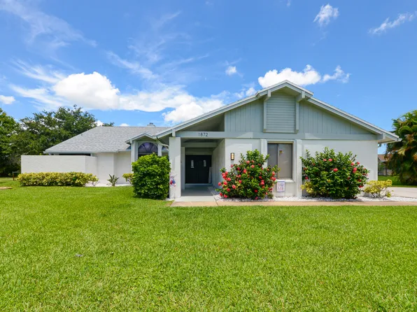 1872 SE ELROSE Street, Port St Lucie, FL 34952