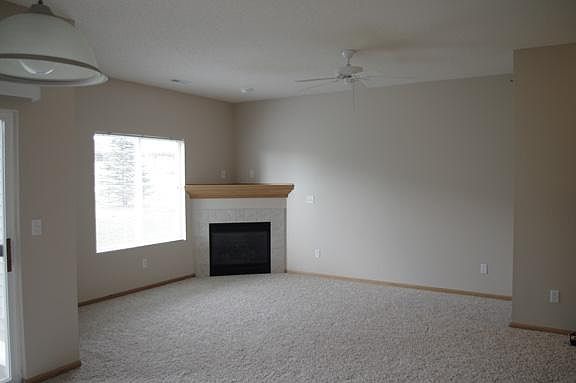 3rd image of 1340 SE Florence Dr Unit 30