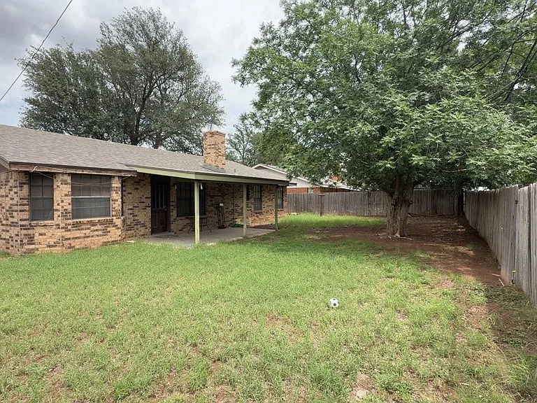 3705 Dentcrest Dr — Photo 19