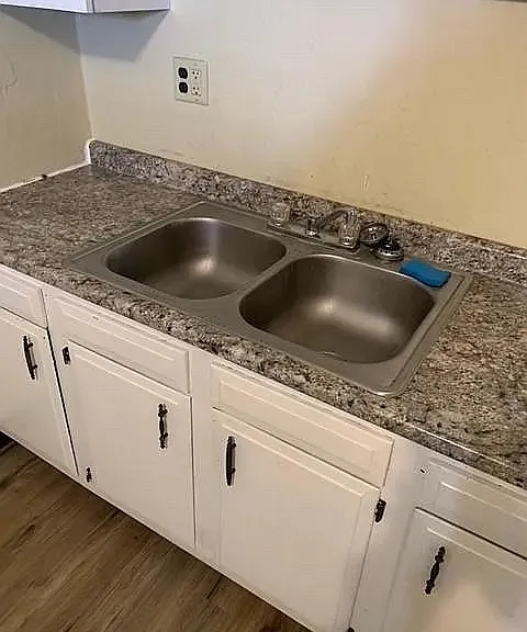 23 Singer Ave #3L — Photo 4