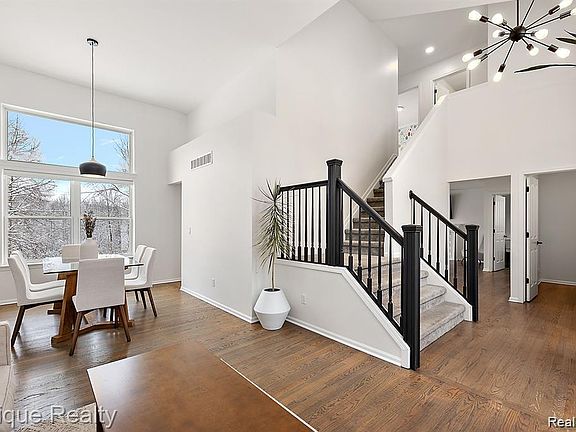 5th image of 4312 Clear Creek Ct