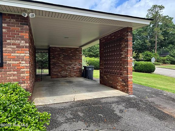4th image of 1115 Northwood Rd