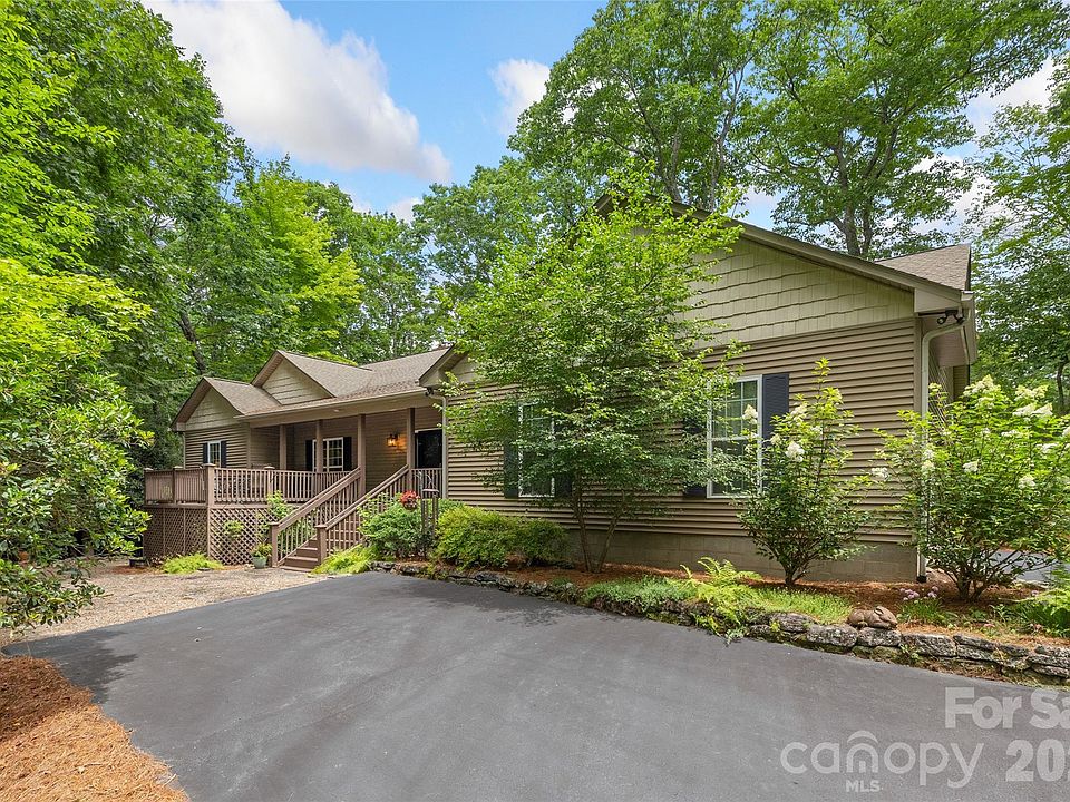 1st image of 141 Dolly Ln