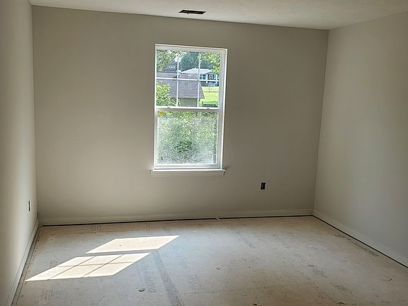 4th image of 205 Konrad Court Lot 6