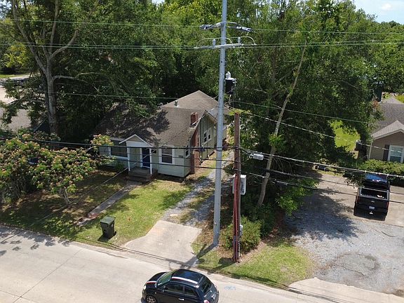 2nd image of 528 Alamo St