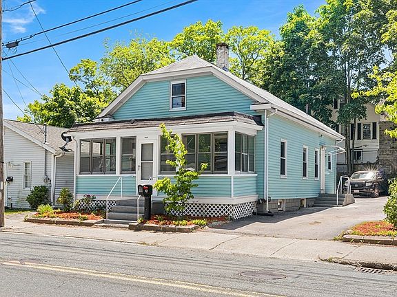 2nd image of 386 Thacher St