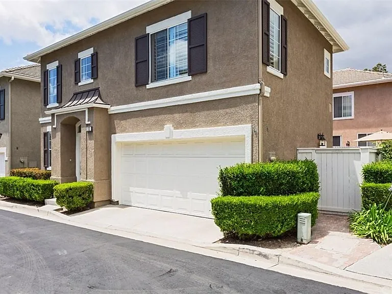 103 Melrose Dr — Photo 4