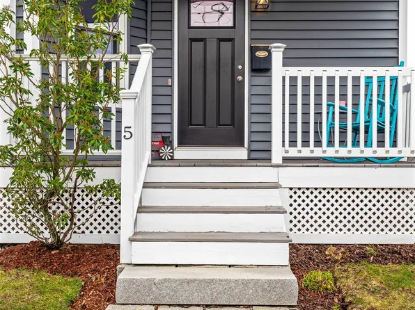 5 Arlington Avenue, Nashua, NH 03060