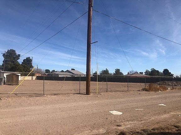 4th image of 8181 Carpenter Dr