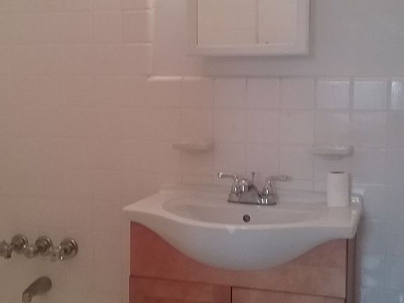 5th image of 6161 Woodhaven Blvd