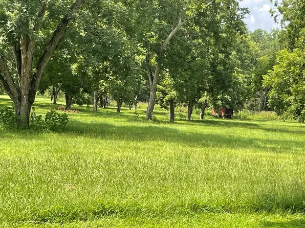 (undisclosed Address), Valdosta, GA 31601