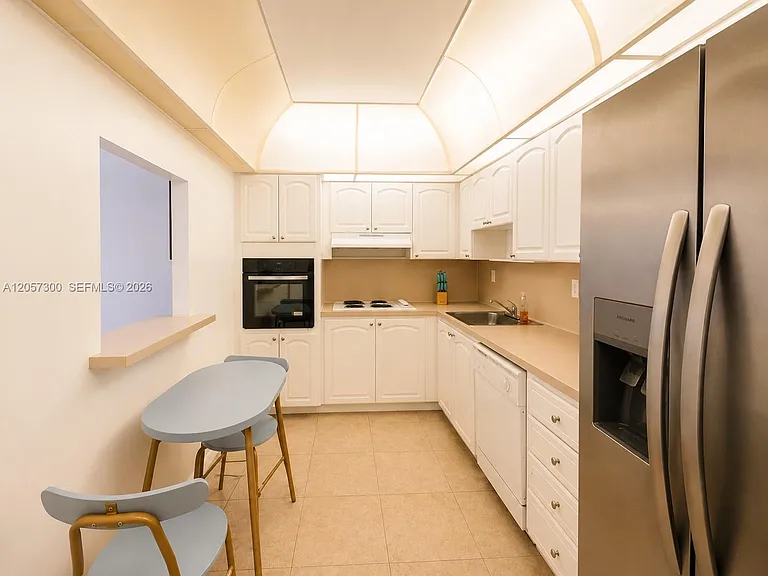 19370 Collins Ave #1410 — Photo 17