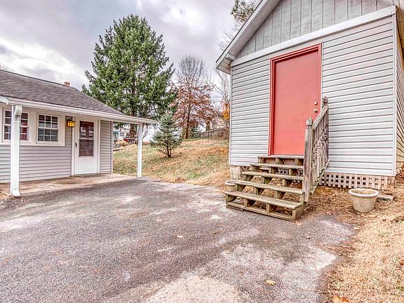 2nd image of 14415 Peaceful Ln
