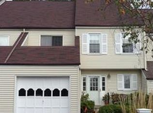 30 Essex Dr, Mendham, NJ 07945