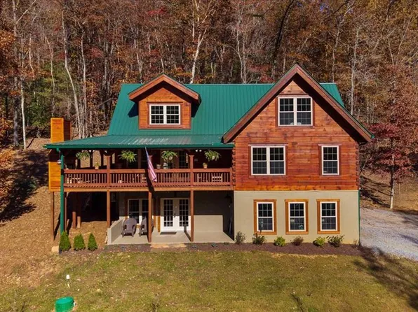 163 Cherokee Path, Blue Ridge, GA 30513