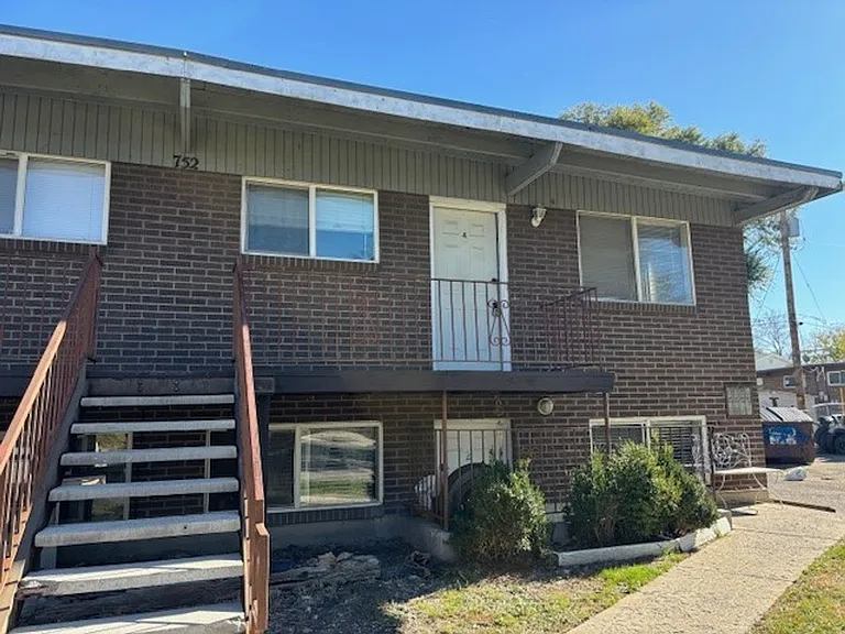 752 N Irving St — Photo 25