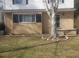 736 Cliffside Dr, Akron, OH 44313