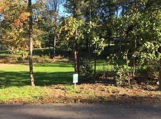 1 Ices Ferry Dr, Morgantown, WV 26508