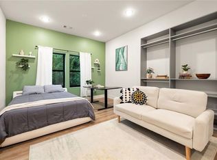 112 Rogers St NE #202, Atlanta, GA 30317