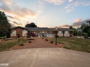 5771 Sandhill Rd, Almont, MI 48003