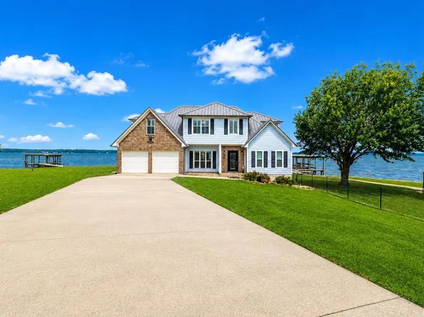 237 Vivian Rd, Onalaska, TX 77360