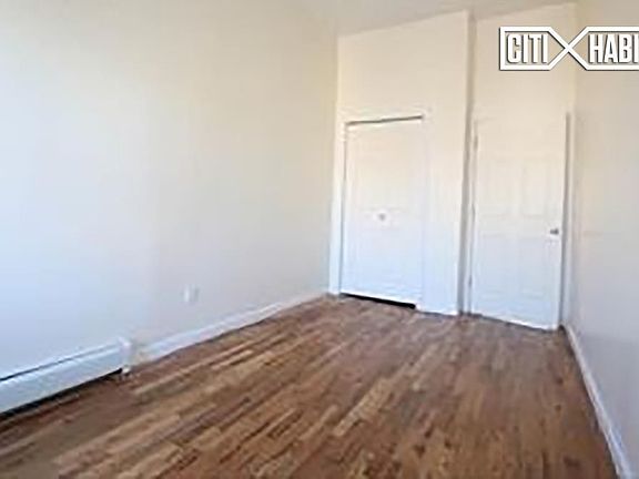 5th image of 29 Buffalo Ave APT 2