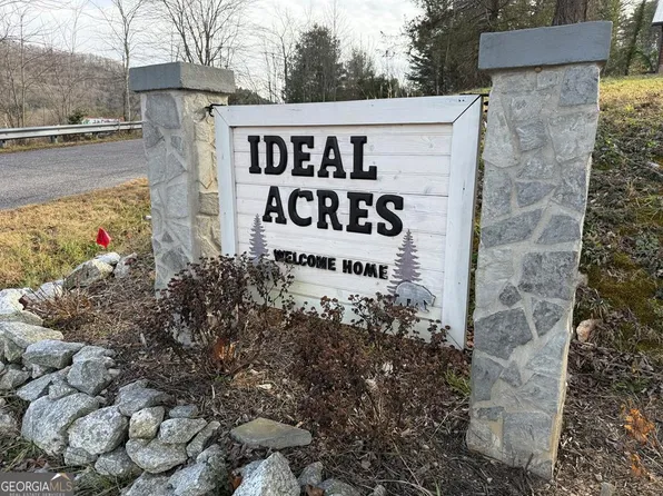 25 Ideal Acres Rd, Otto, NC 28763