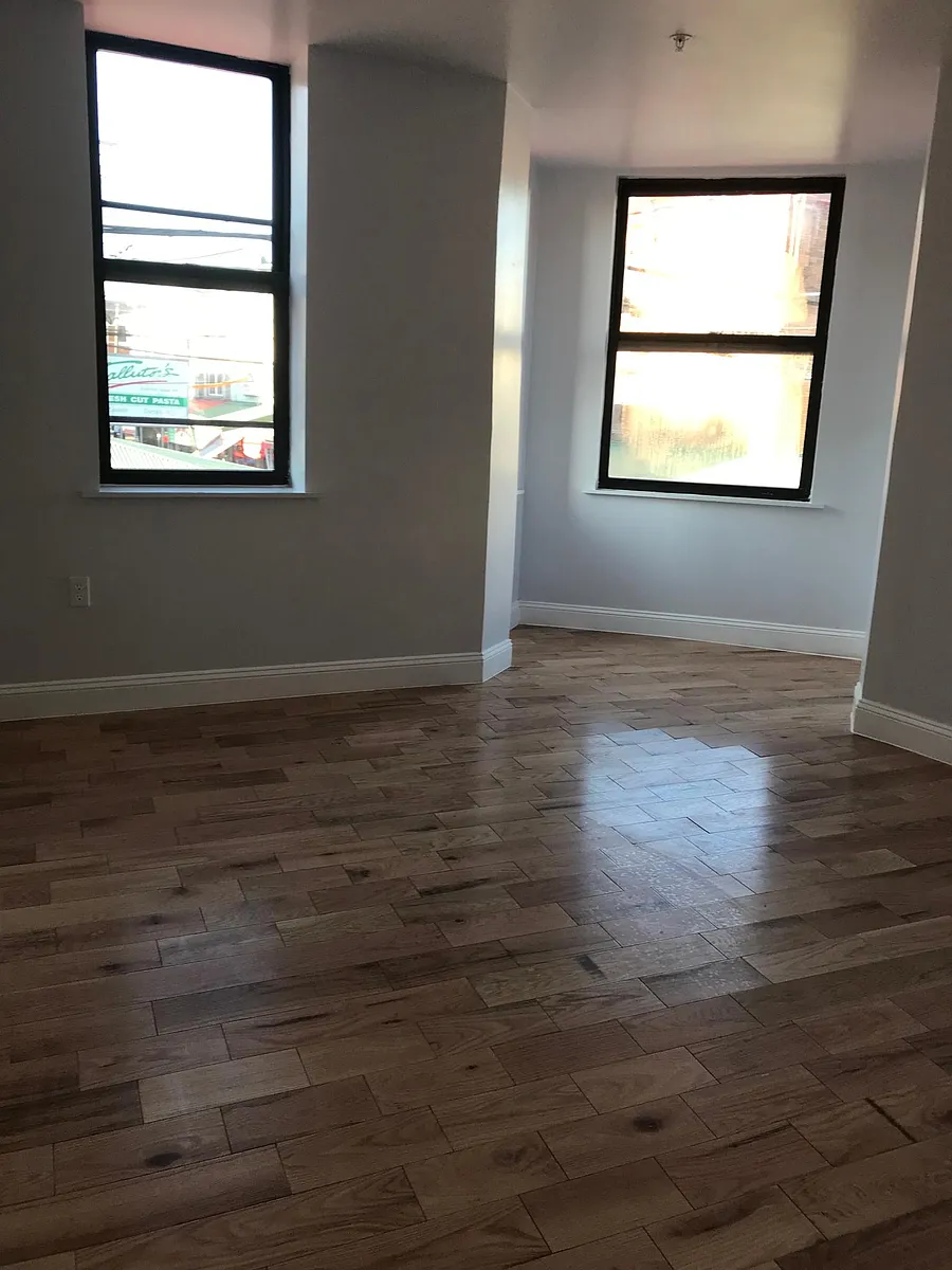 Building Photo - 900 Carpenter St #2F