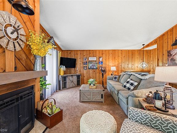 2nd image of 8330 Quail Point Ln