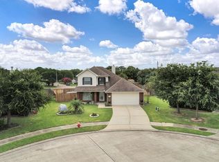 605 29th Ave N, Texas City, TX 77590