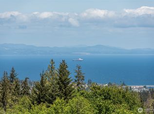 9999 Diamond Vista Dr, Pt Angeles, WA