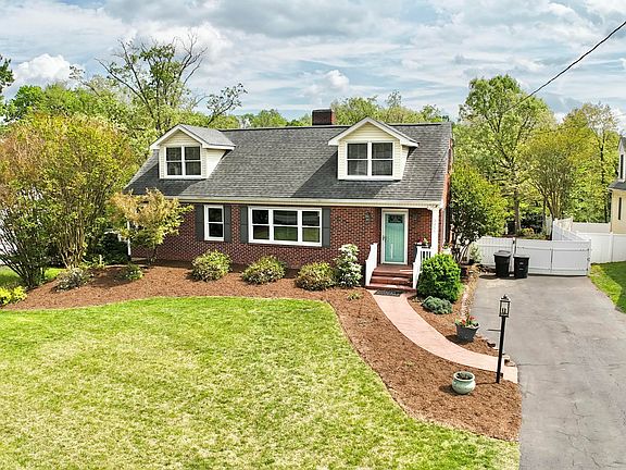2nd image of 3466 Overbrook Dr