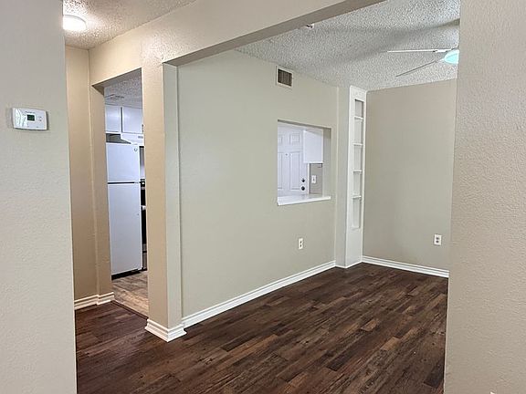 3rd image of 2304 Avenue K