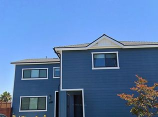 512 Green Ln, Redondo Beach, CA 90278