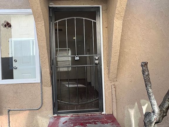 2nd image of 110 W 71st St #114-3/4