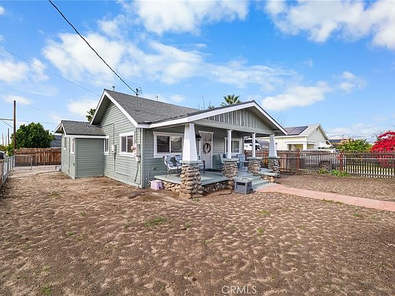 3rd image of 903 Webster St